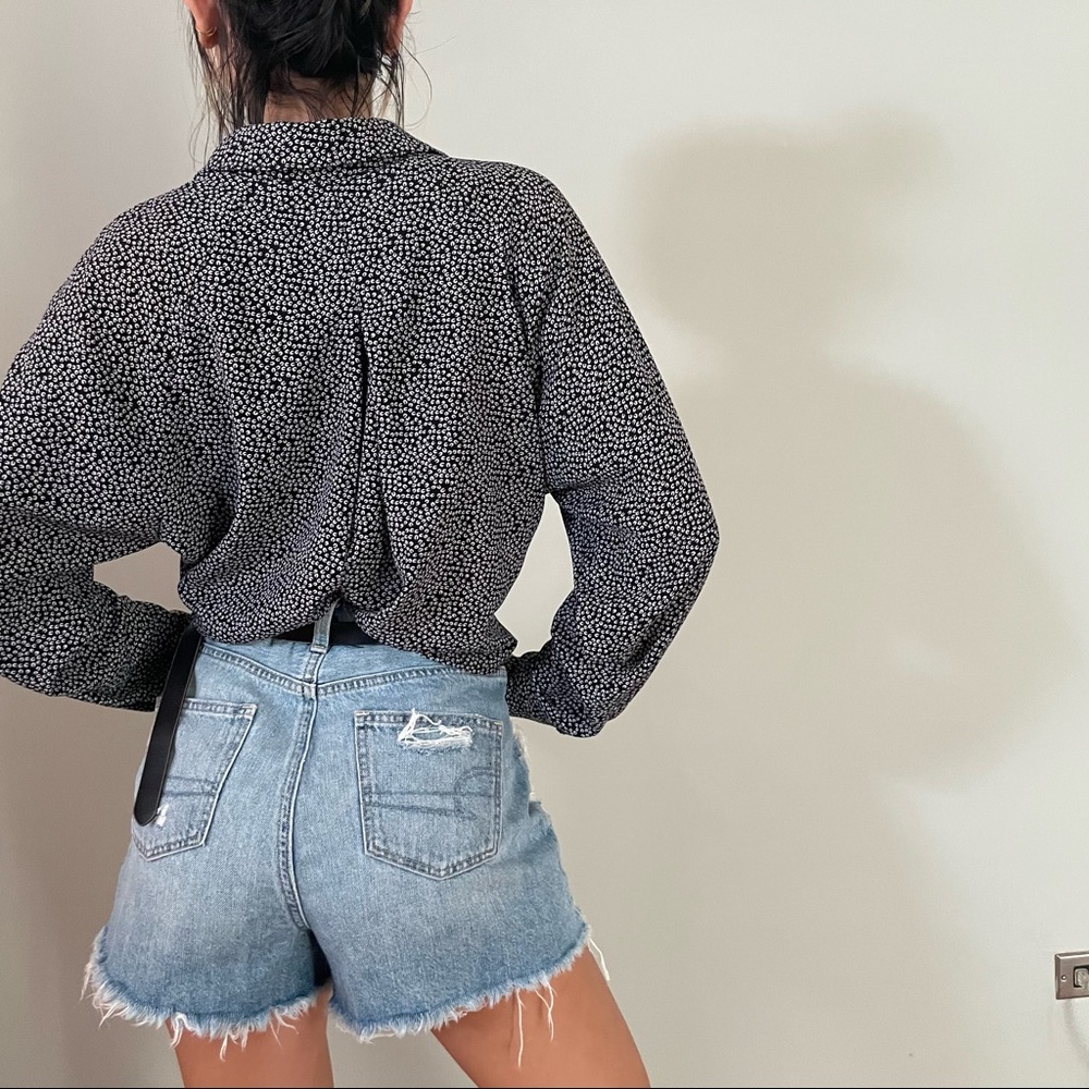 Forever 21 Self-Tie Front Crop Top (Black w/ White Patterns)